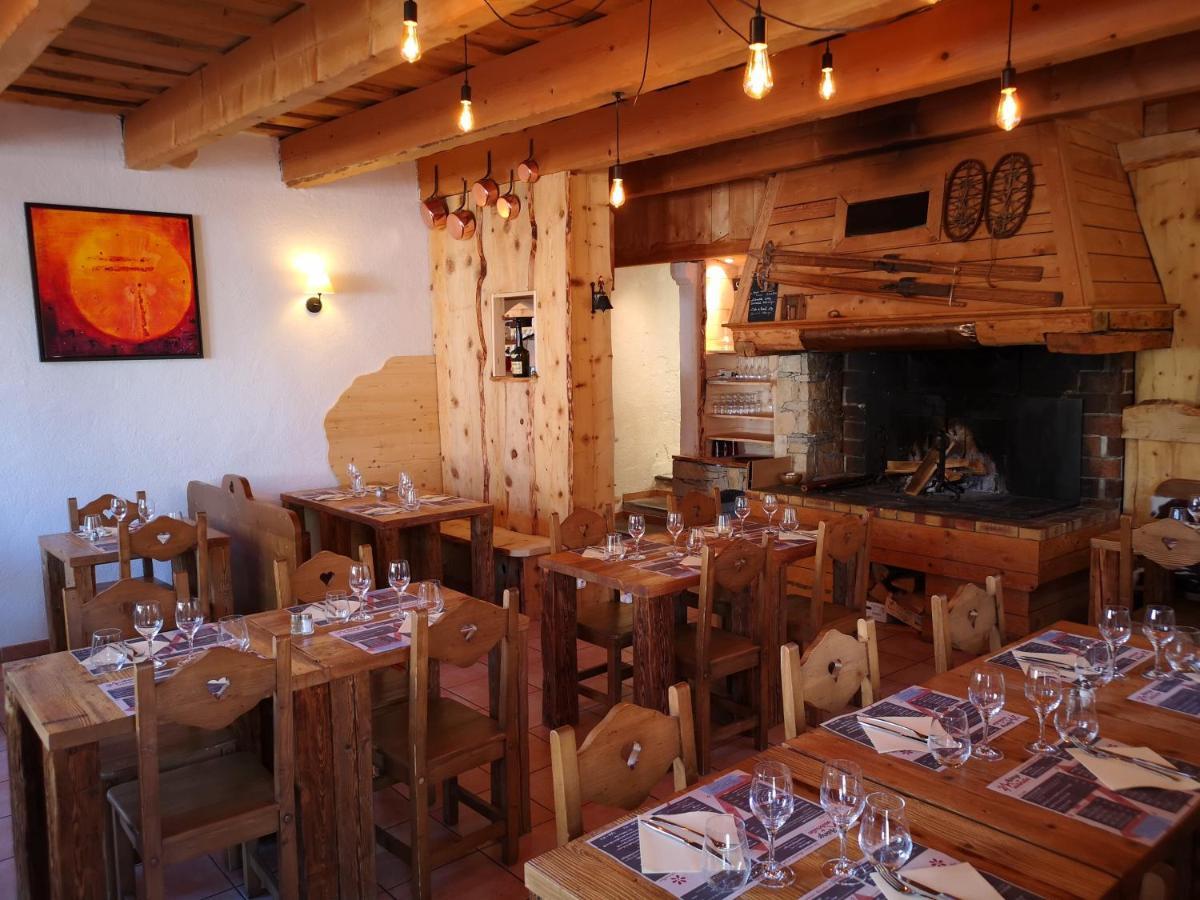 Auberge Des Deux Moucherolles Corrençon-en-Vercors المظهر الخارجي الصورة